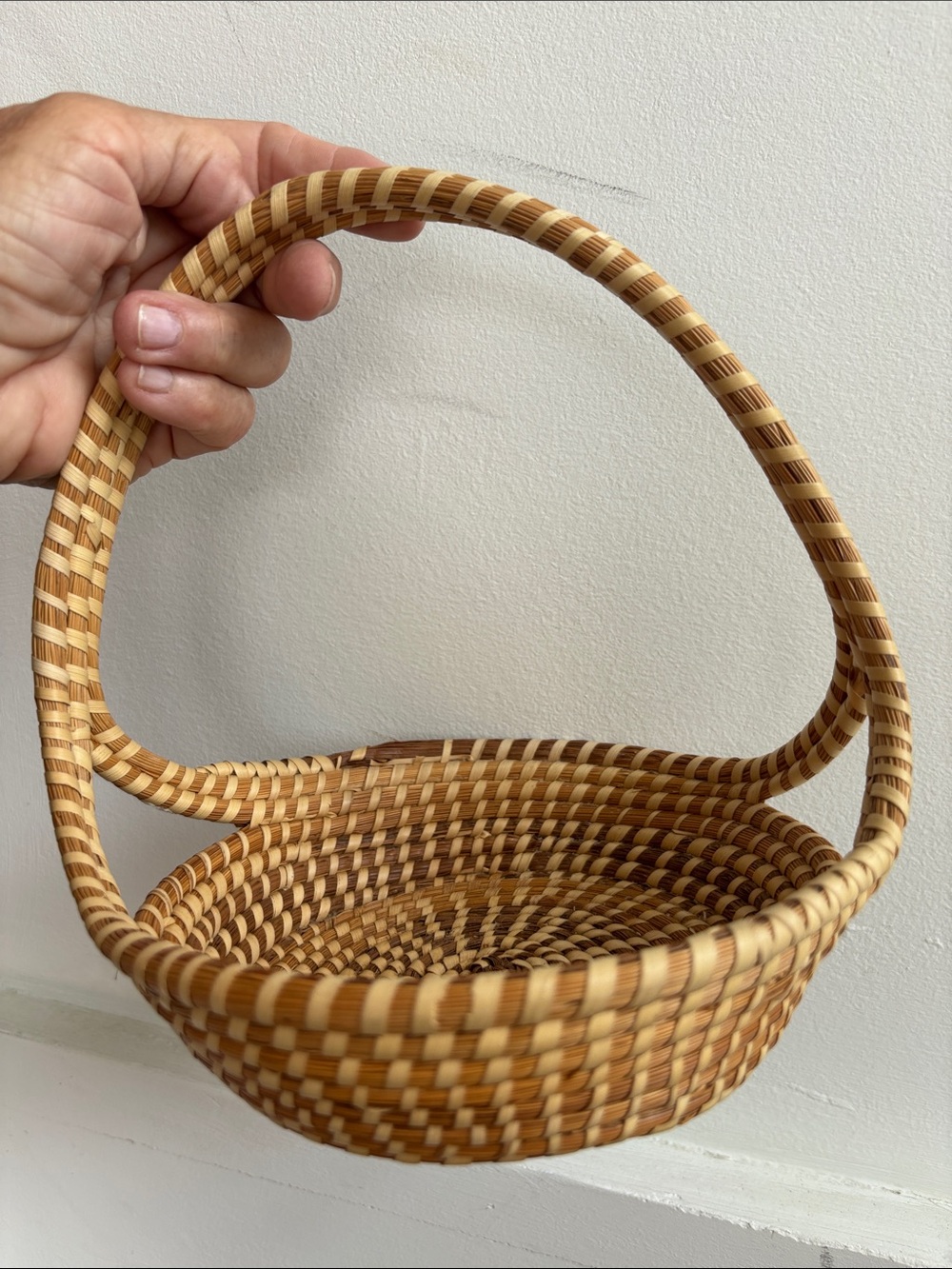 Sweetgrass SC handwoven basket with handle, 2 tone